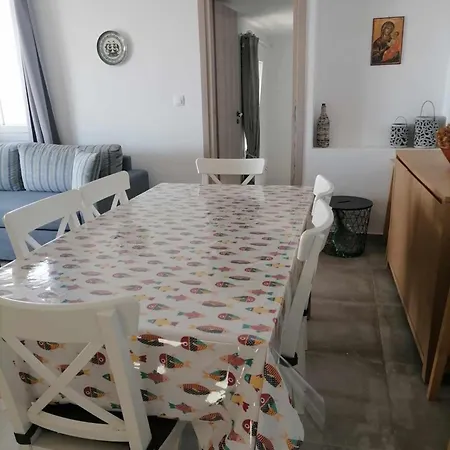 Rita's Blue View Гаврион